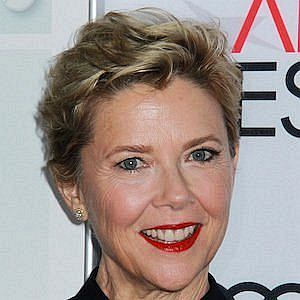 Age Of Annette Bening biography
