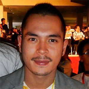 Age Of Jake Cuenca biography