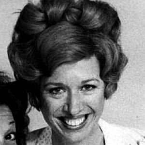 Age Of Polly Holliday biography