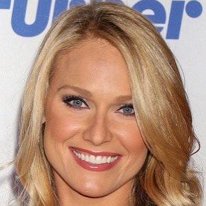 Heidi Watney – Age, Bio, Personal Life, Family & Stats - CelebsAges