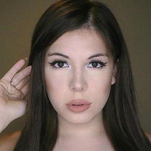 Age Of Blaire White biography